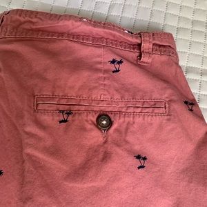 Men’s Shorts with palm trees!